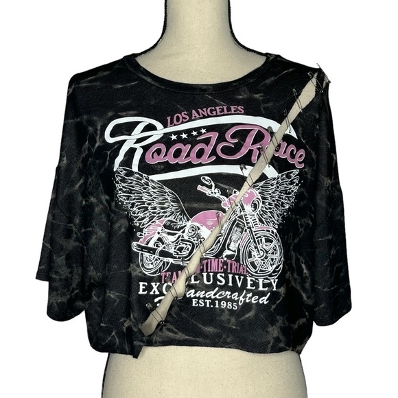 Fashion Nova Cropped Safety Pin Top - Picture 3 of 12